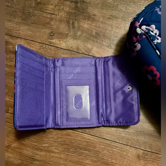 Vera Bradley violet crossbody purse and matching wallet. EUC - Picture 8 of 15